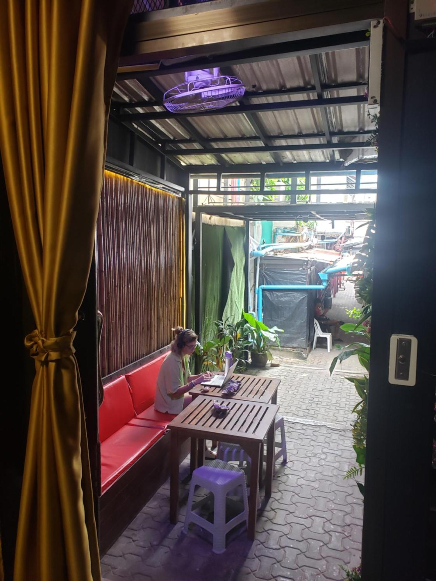 Lucky Dorm *